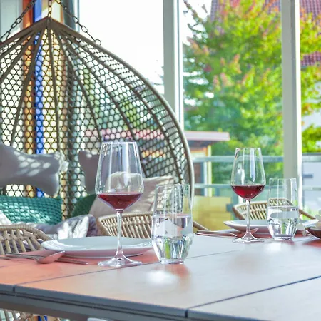 Wellness & Fun Am Bodensee - Mit Pool, Kino, Tischkicker Und Terrasse ماركدورف