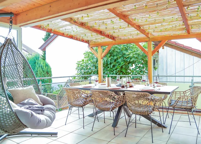 Lägenhet Wellness & Fun Am Bodensee - Mit Pool, Kino, Tischkicker Und Terrasse Markdorf