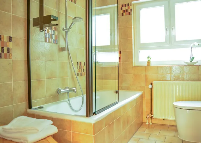 Wellness & Fun Am Bodensee - Mit Pool, Kino, Tischkicker Und Terrasse * Markdorf