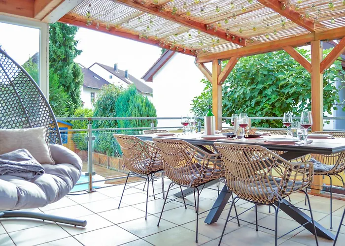 Lägenhet Wellness & Fun Am Bodensee - Mit Pool, Kino, Tischkicker Und Terrasse