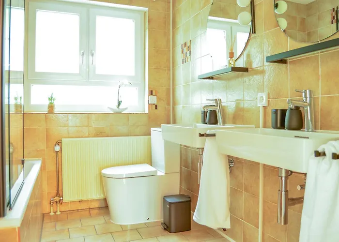 Wellness & Fun Am Bodensee - Mit Pool, Kino, Tischkicker Und Terrasse Lägenhet