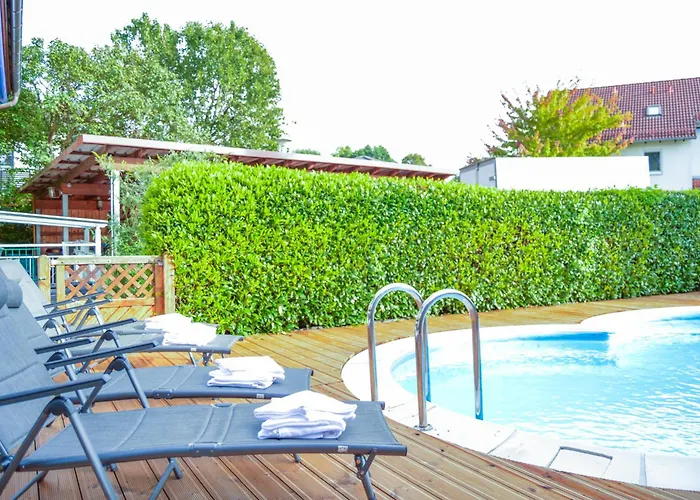 Wellness & Fun Am Bodensee - Mit Pool, Kino, Tischkicker Und Terrasse Lägenhet Markdorf