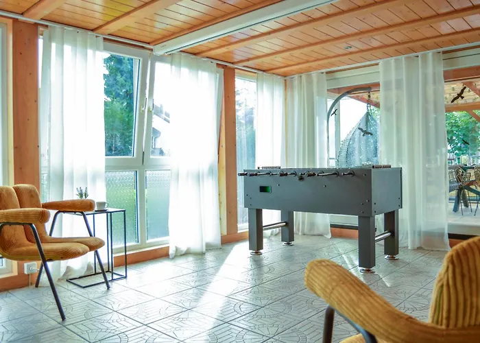 Wellness & Fun Am Bodensee - Mit Pool, Kino, Tischkicker Und Terrasse Lägenhet Markdorf